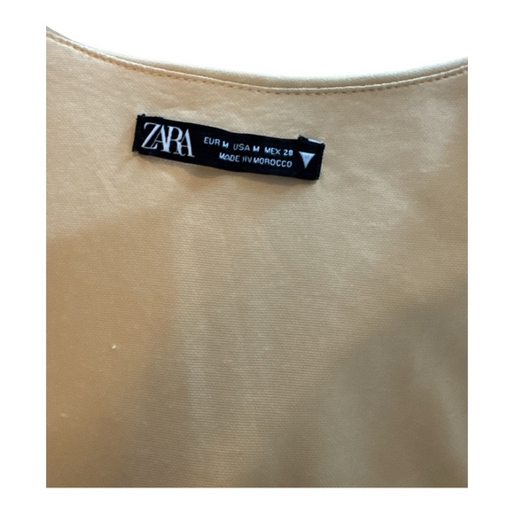 ZARA Yellow Bodysuit Sweetheart Neckline Side Zip Sz M NWOT Plunge Metal Piece - Picture 5 of 8